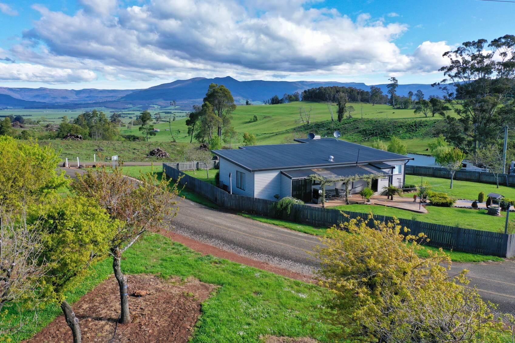 farms for sale tasmania