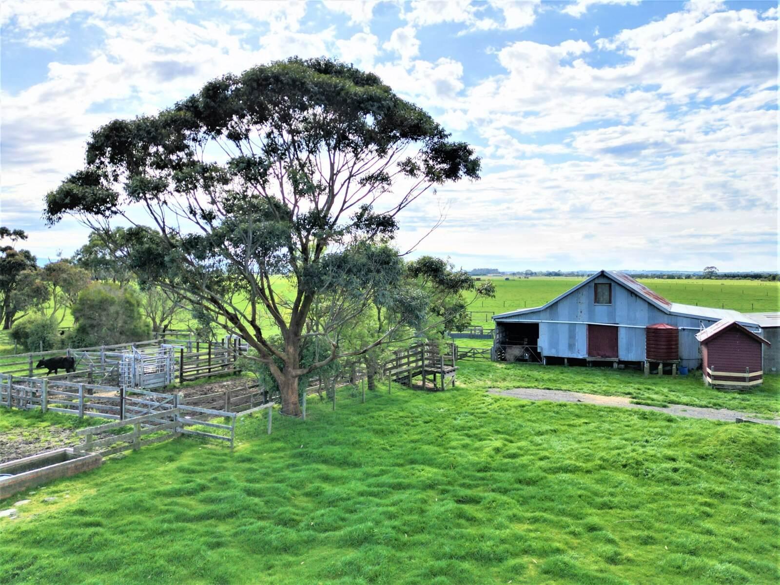 historic rural property for sale victoria