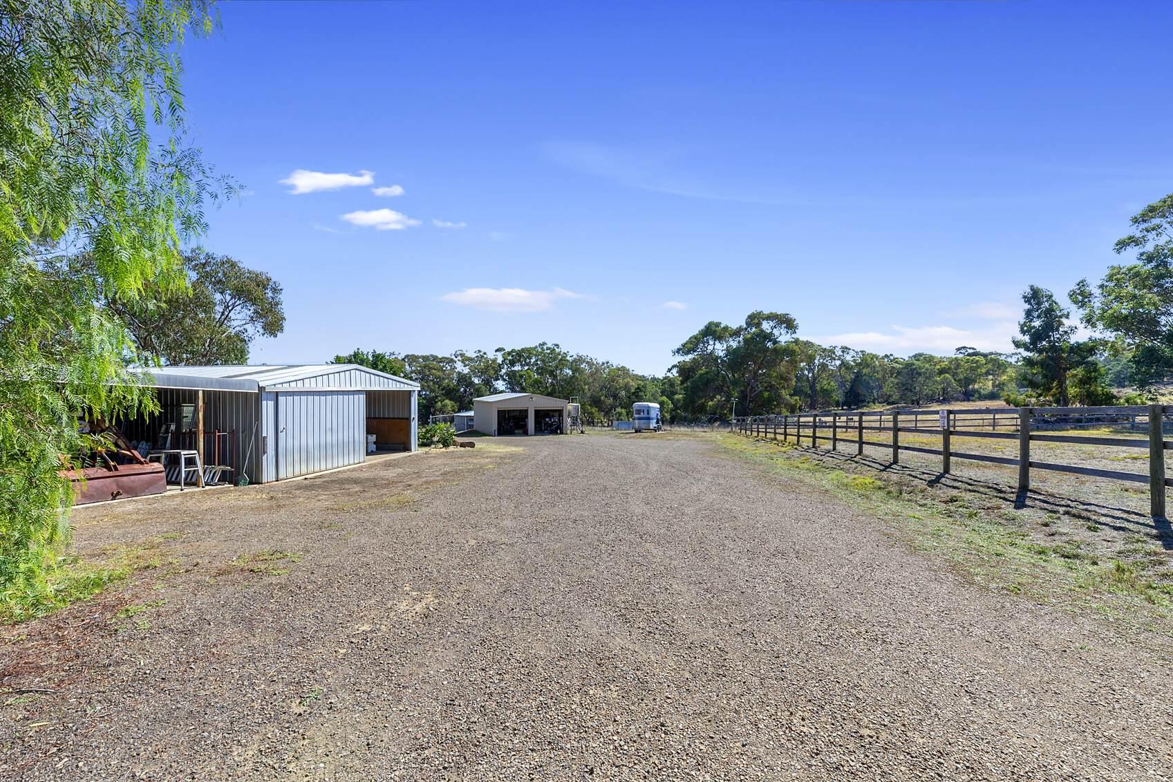 rural property for sale Victoria north-east 