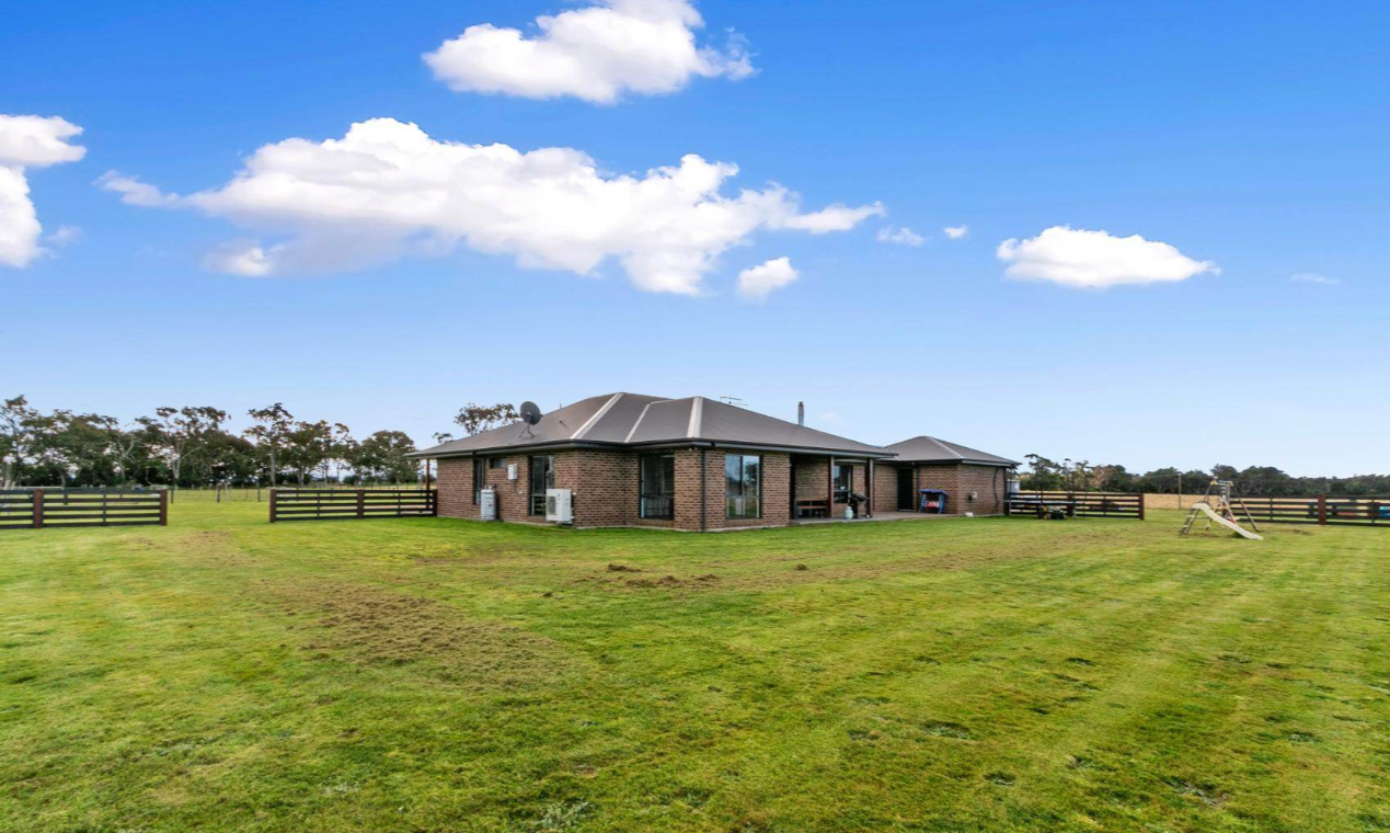 farms for sale Gippsland East VIC 