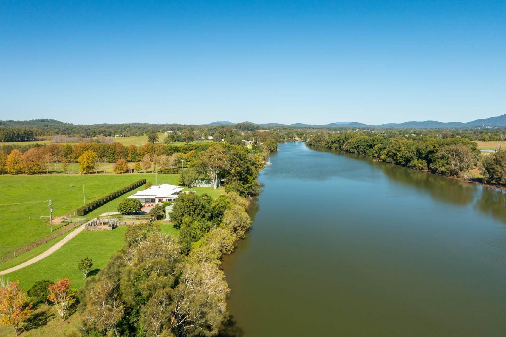 Five Of The Absolute Best Riverfront Properties For Sale