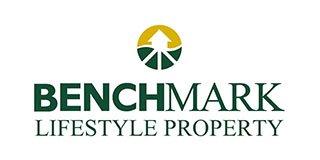 Benchmark Lifestyle Property Logo