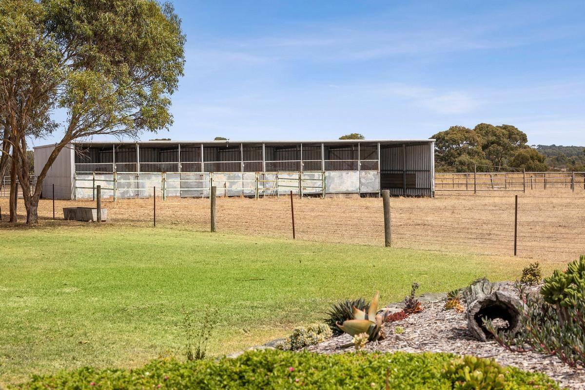 Best Hobby Farms For Sale Victoria