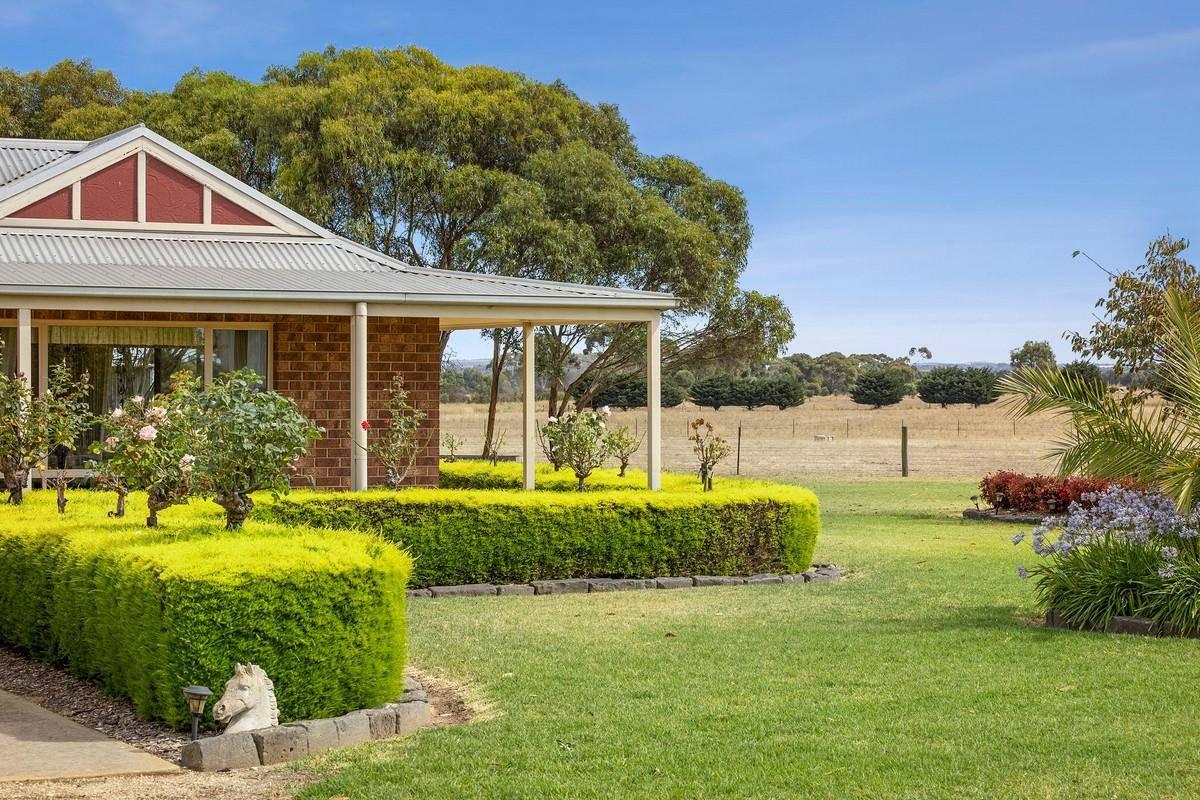 Best Hobby Farms For Sale Victoria