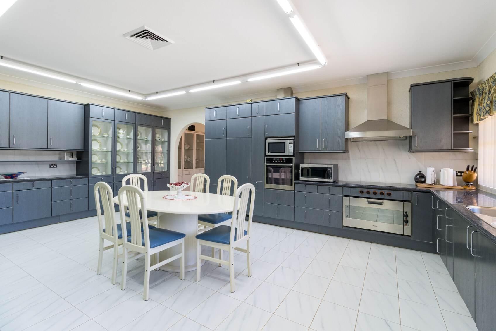 Built in 1986, this rural property for sale NSW is thoroughly modern, with imported German-made kitchen fitted with Gaggenau integrated appliances