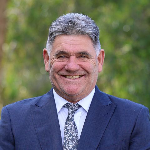 Steve Hodge - Ray White Drouin