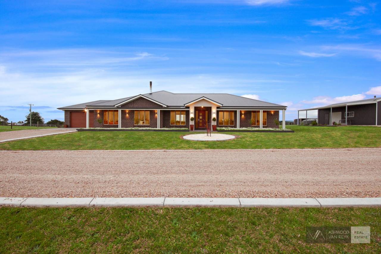 127 Orrs Rd, Wy Yung VIC 3875 [245052] Acreage/Semirural Farms VIC