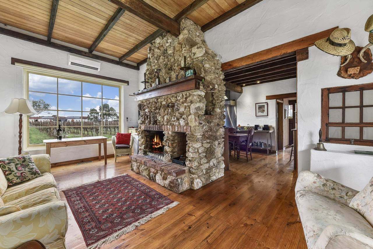 ***UNDER OFFER*** 11 Maaoupe Road, Coonawarra Sold by Farmbuy.com - image 6