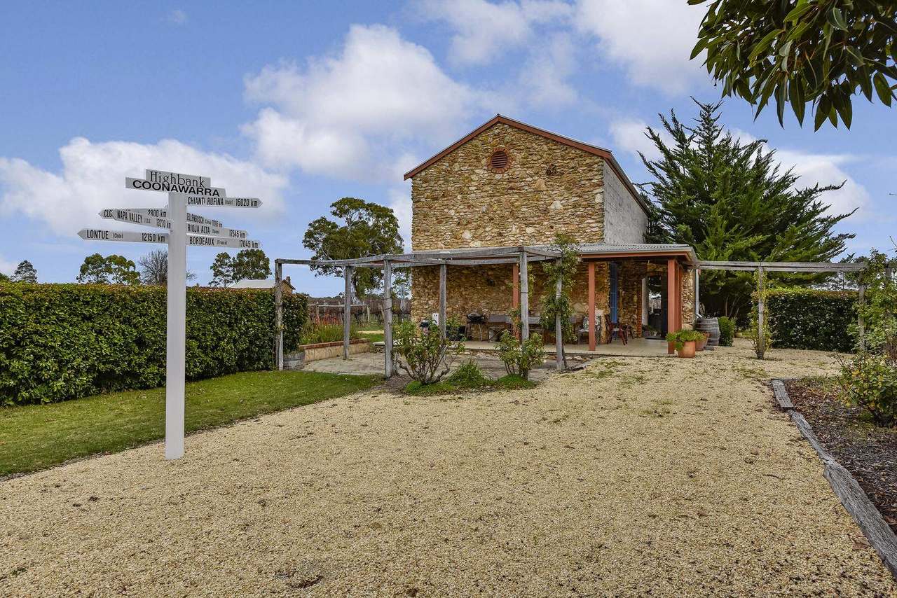***UNDER OFFER*** 11 Maaoupe Road, Coonawarra Sold by Farmbuy.com - image 5