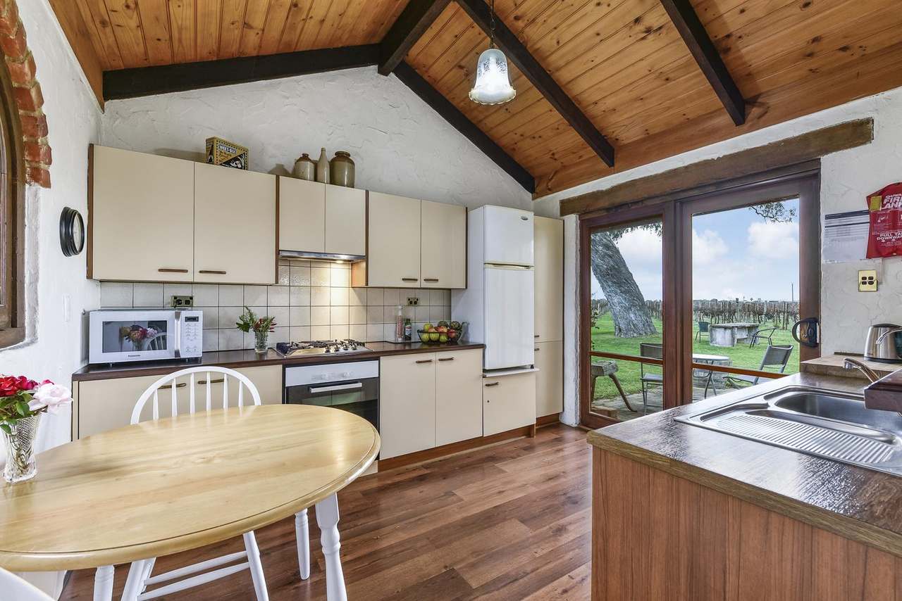 ***UNDER OFFER*** 11 Maaoupe Road, Coonawarra Sold by Farmbuy.com - image 17