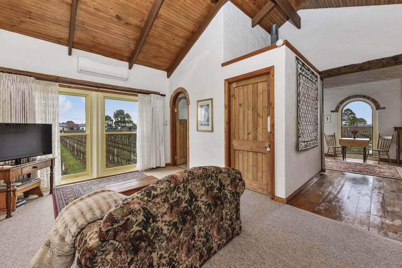 ***UNDER OFFER*** 11 Maaoupe Road, Coonawarra Sold by Farmbuy.com - image 11