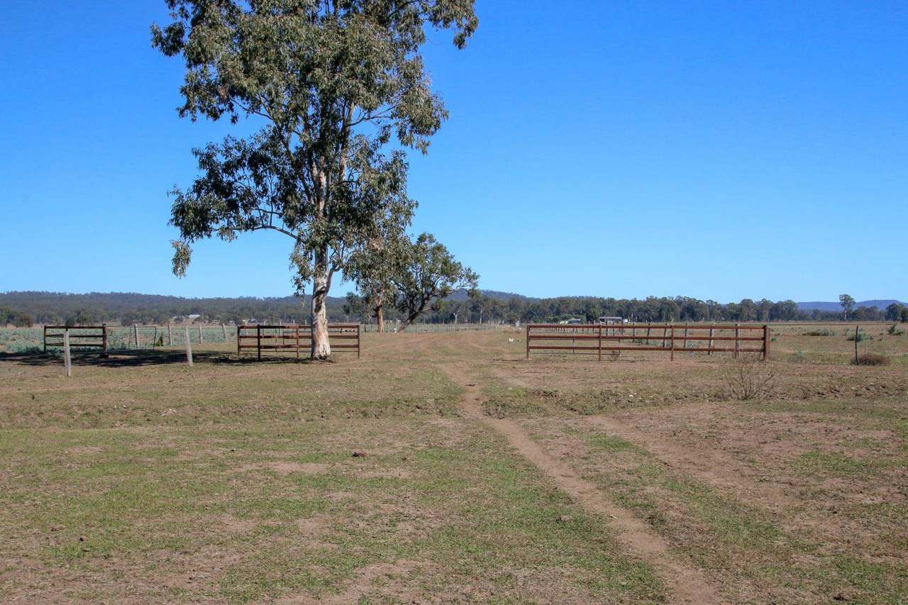 553 Airport Road, Monto  For Sale by Farmbuy.com - image 11