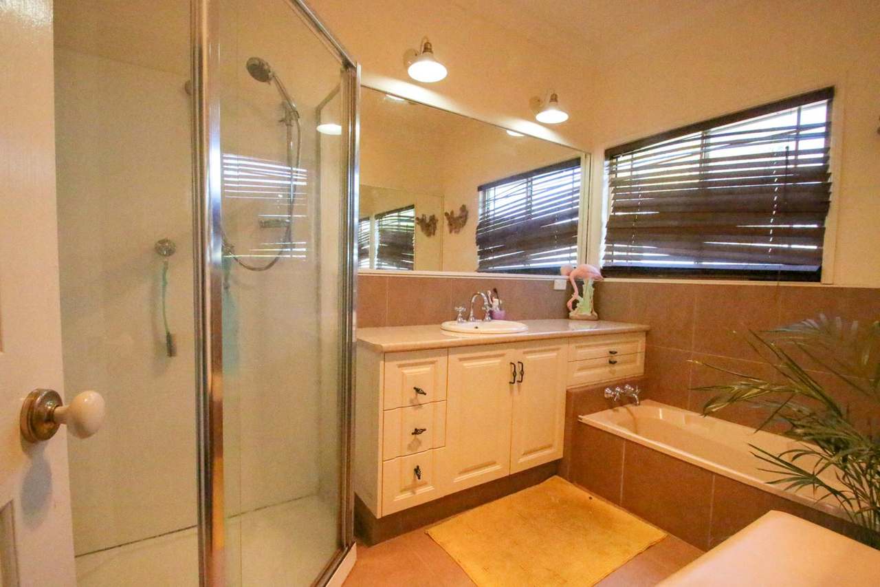553 Airport Road, Monto  For Sale by Farmbuy.com - image 22
