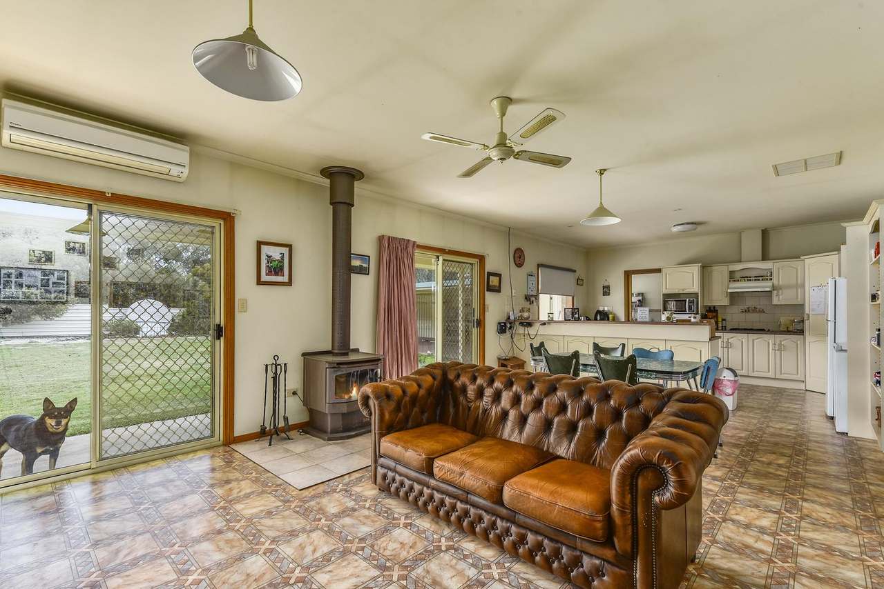 ***Under Offer***829 Red Bluff Road, Bordertown Sold by Farmbuy.com - image 31