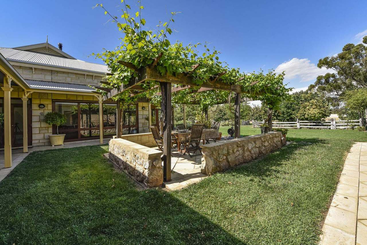 ***UNDER OFFER***"Olive Grove" 763 Frances Road, Bordertown Sold by Farmbuy.com - image 17