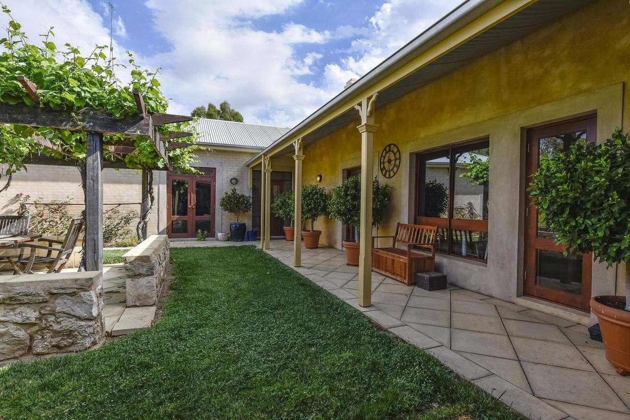 ***UNDER OFFER***"Olive Grove" 763 Frances Road, Bordertown Sold by Farmbuy.com - image 16