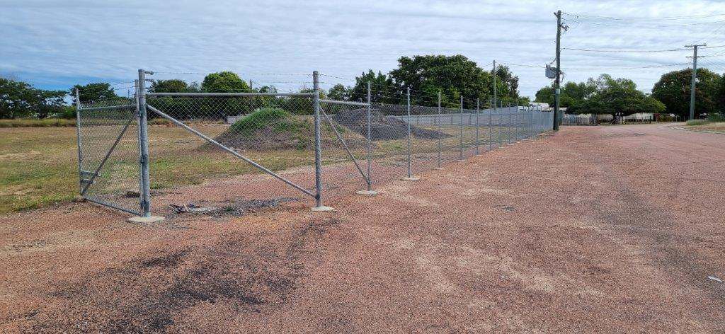 4 Dundee Street, Charters Towers For Sale by Farmbuy.com - image 2