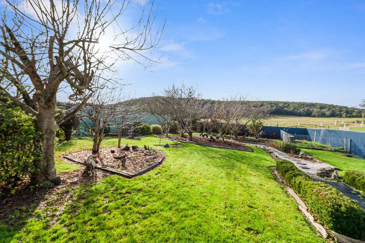 8964 Bass Highway, Latrobe Sold by Farmbuy.com - image 4