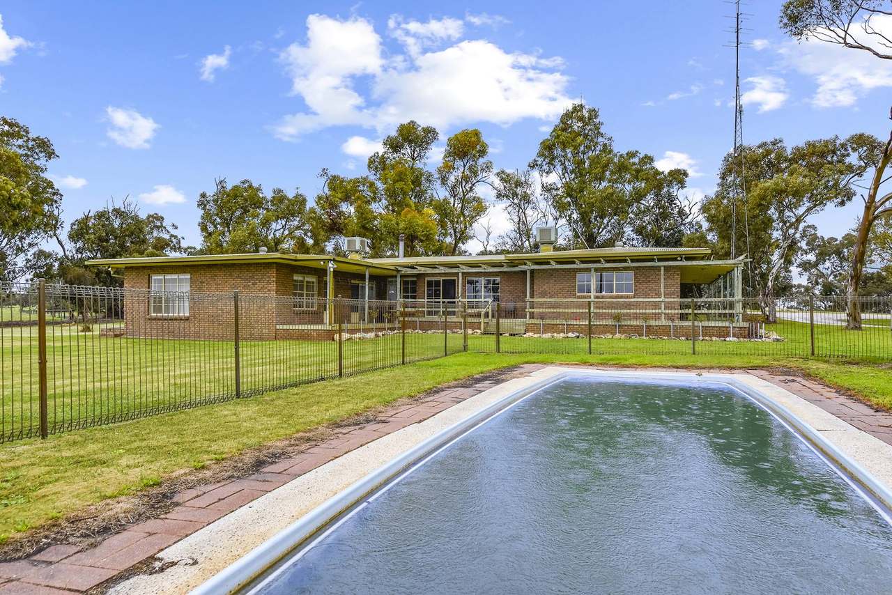 "Goonamurra"2606 Riddoch Highway,  Willalooka For Sale by Farmbuy.com - image 58