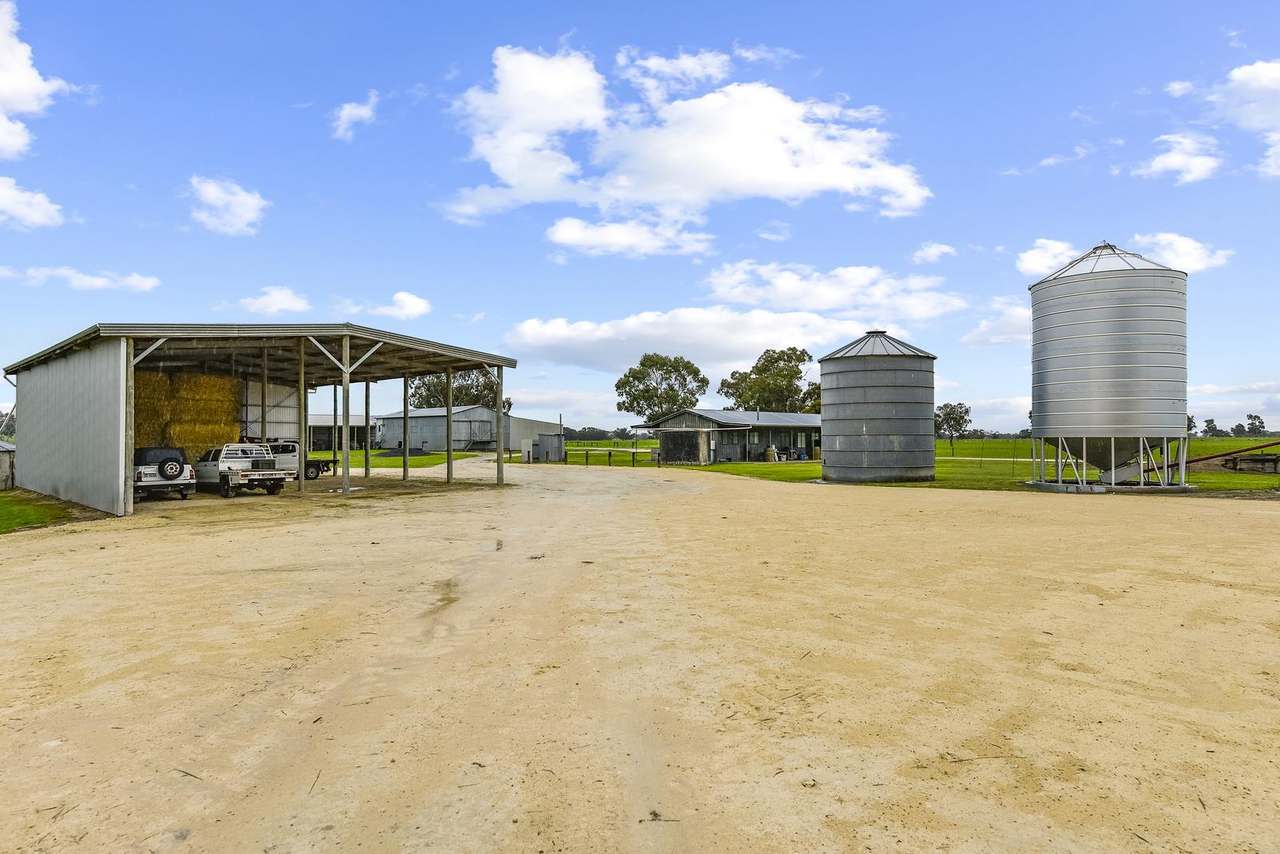 "Goonamurra"2606 Riddoch Highway,  Willalooka For Sale by Farmbuy.com - image 49