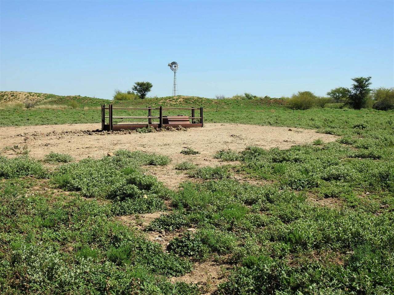 721 Baratria Road , Longreach Sold by Farmbuy.com - image 18