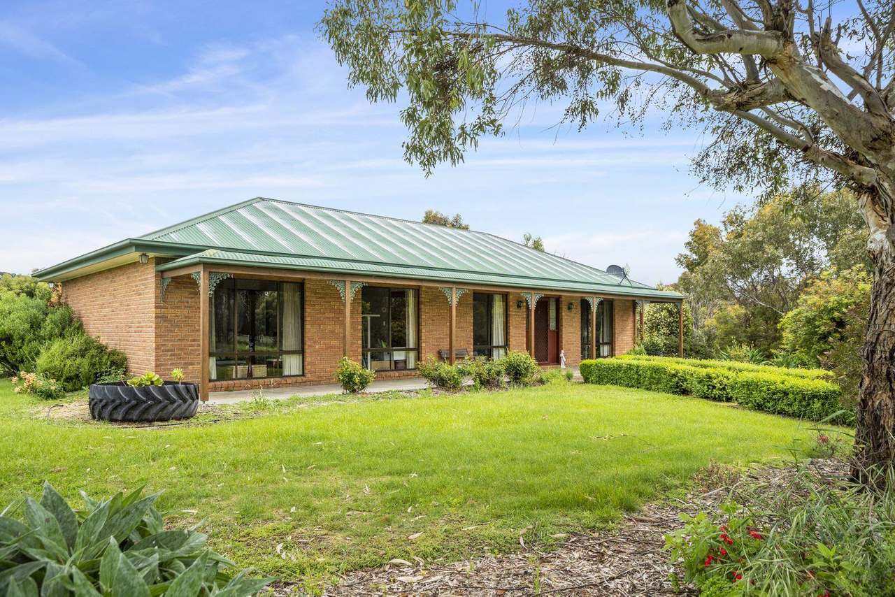 845 Back Tea Tree Road, Tea Tree Sold by Farmbuy.com - image 4