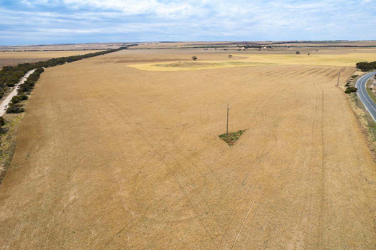 2372 Kulkawurra Road, Sherlock For Sale by Farmbuy.com - image 12
