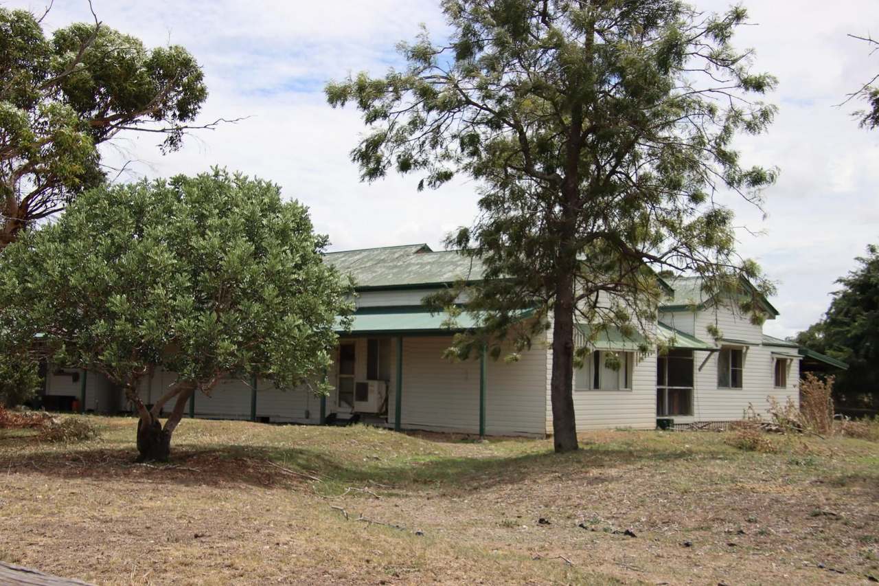 2617 Millmerran Leyburn Road, Tummaville Sold by Farmbuy.com - image 7