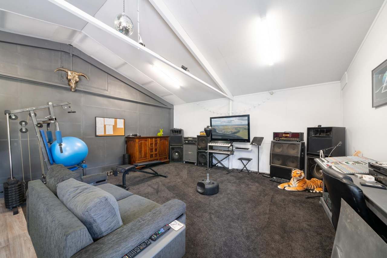 504 Pipers Flat Road , Wallerawang For Sale by Farmbuy.com - image 24