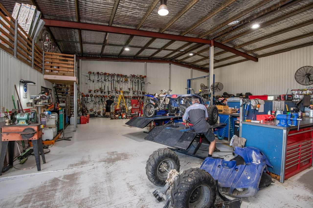 47 Production Street, Bundaberg For Sale by Farmbuy.com - image 11