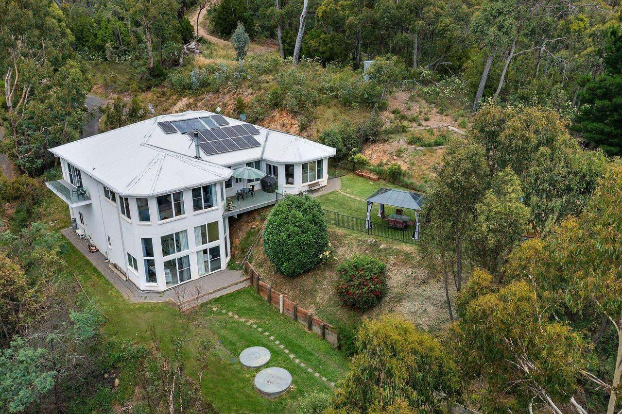 42 Mount Canobolas Road, Canobolas via Orange For Sale by Farmbuy.com - image 2