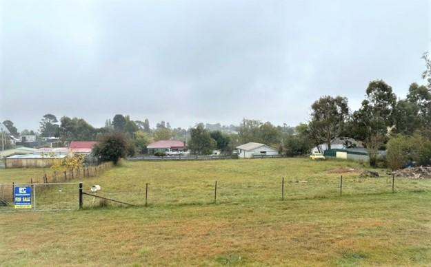 Lot C - 9 Clarke Street, Nimmitabel Sold by Farmbuy.com - image 4