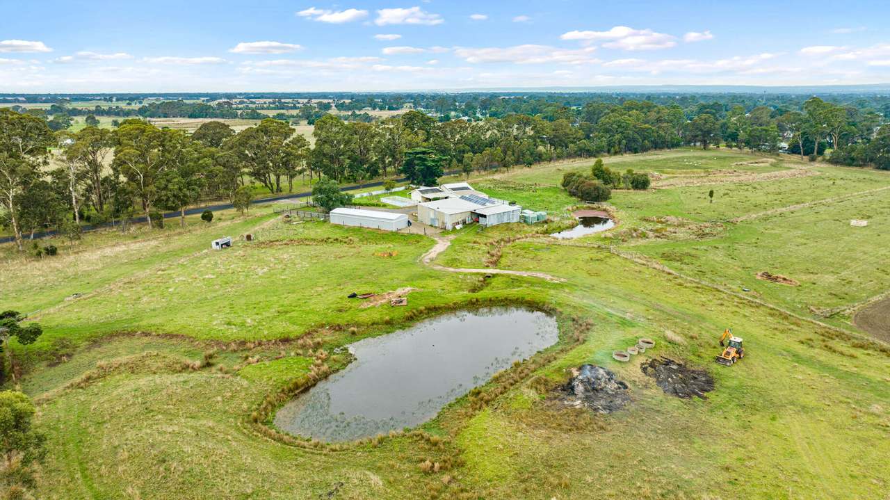 35 Old Walhalla Road, Toongabbie For Sale by Farmbuy.com - image 16
