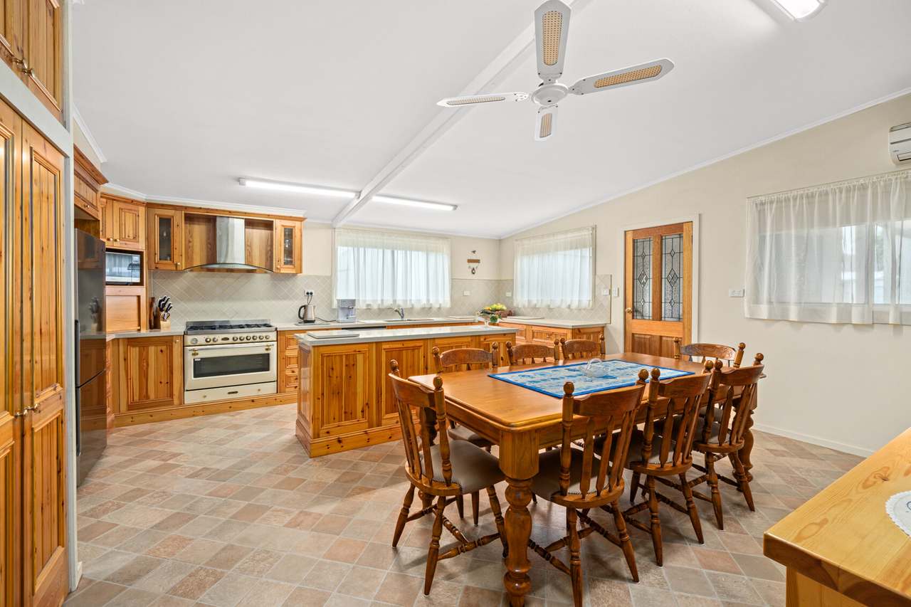 35 Old Walhalla Road, Toongabbie For Sale by Farmbuy.com - image 4