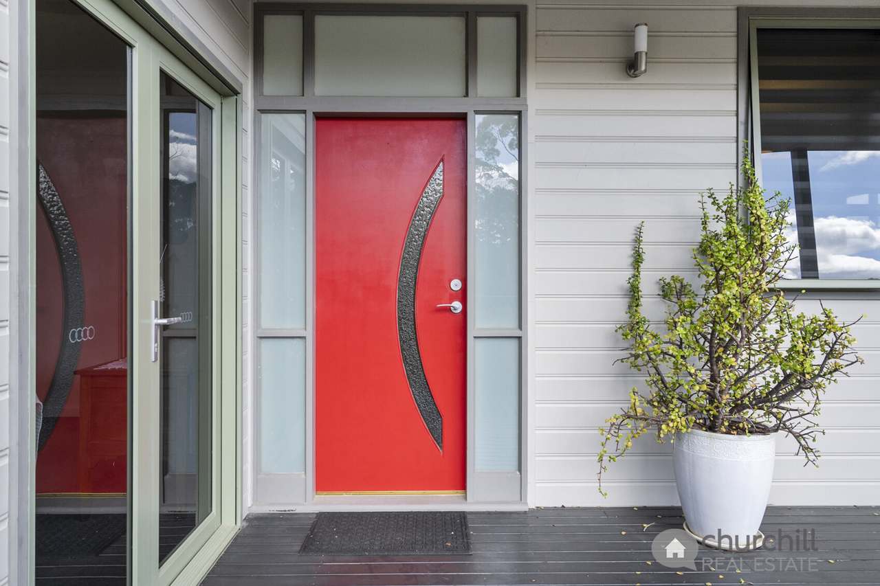 4 Paraweena Road, Alonnah, Bruny Island For Sale by Farmbuy.com - image 3