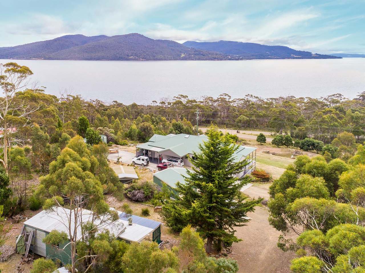 4 Paraweena Road, Alonnah, Bruny Island For Sale by Farmbuy.com - image 12