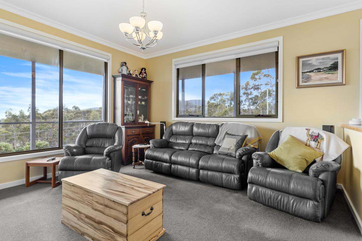 4 Paraweena Road, Alonnah, Bruny Island For Sale by Farmbuy.com - image 15