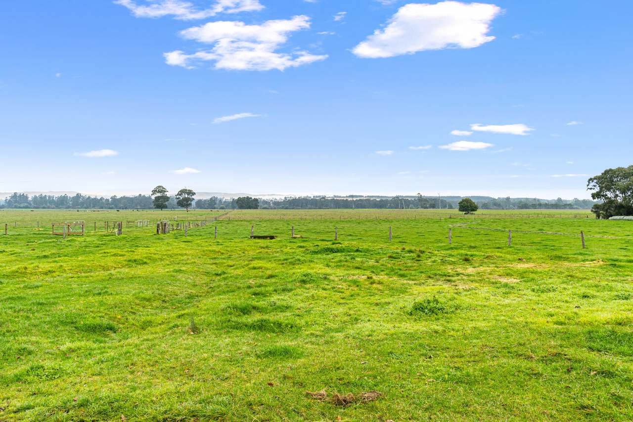67 Archbolds Lane , Tyers For Sale by Farmbuy.com - image 9