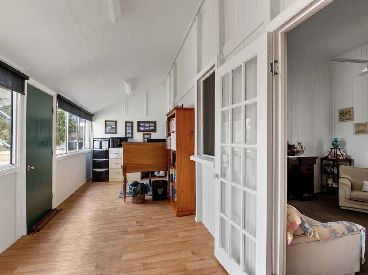 121 Glengallan Road, Deuchar For Sale by Farmbuy.com - image 22