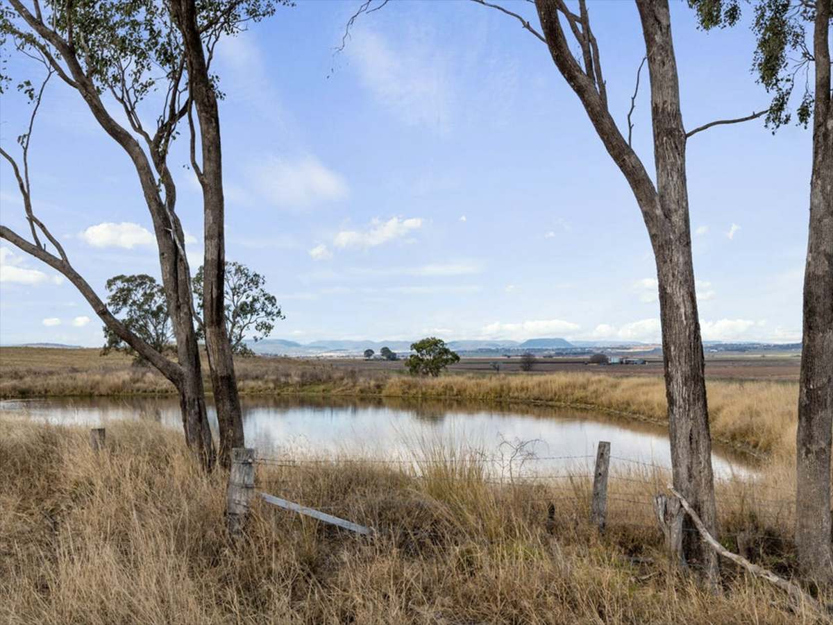 121 Glengallan Road, Deuchar For Sale by Farmbuy.com - image 10
