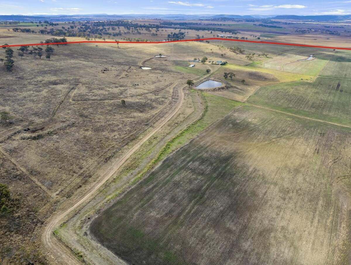 121 Glengallan Road, Deuchar For Sale by Farmbuy.com - image 2