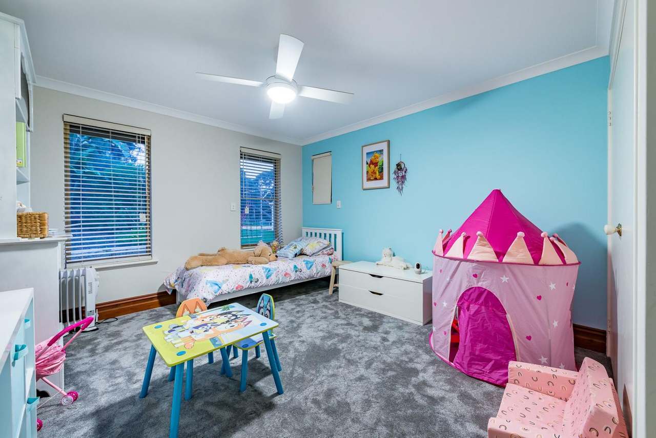 2 Ashmere Drive, Bullsbrook For Sale by Farmbuy.com - image 15