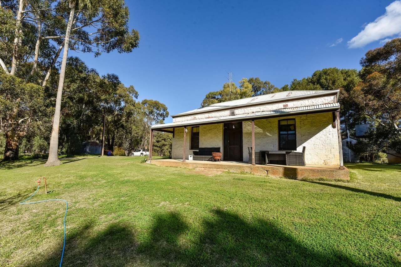 "Lucanda" 9950 Dukes Highway , Tintinara Sold by Farmbuy.com - image 34