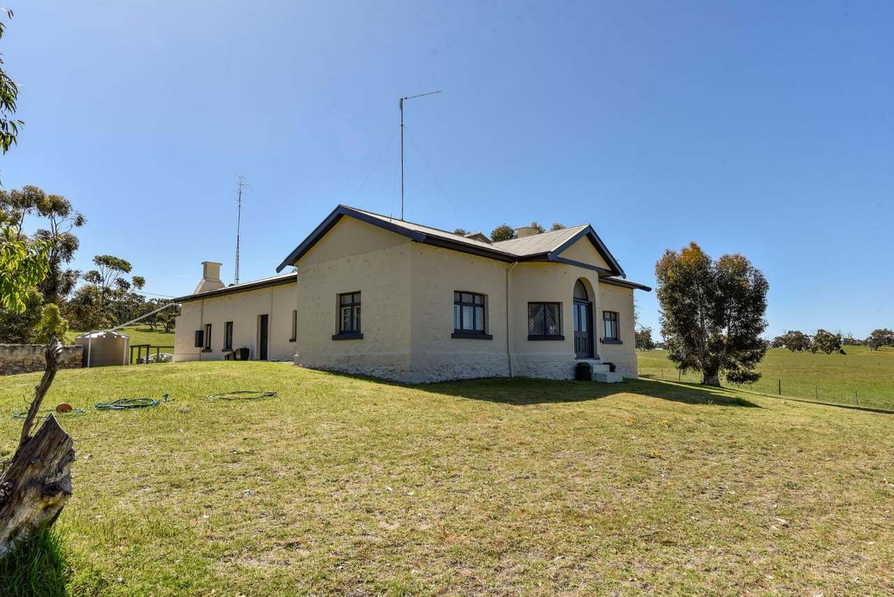 "Old Coonalpyn Homestead" 1349 Heinrich Road, Culburra Sold by Farmbuy.com - image 15