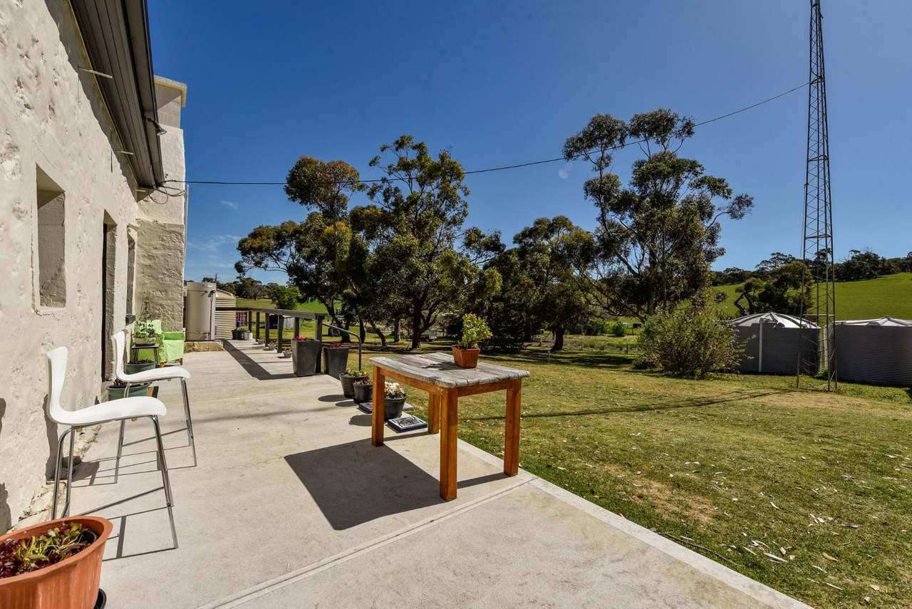 "Old Coonalpyn Homestead" 1349 Heinrich Road, Culburra Sold by Farmbuy.com - image 17