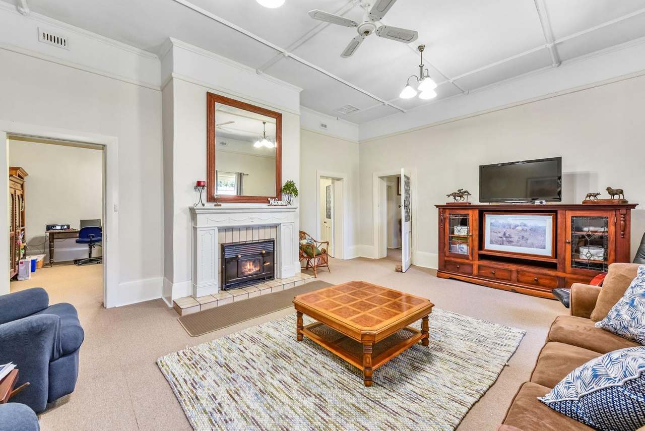 "Old Coonalpyn Homestead" 1349 Heinrich Road, Culburra Sold by Farmbuy.com - image 18