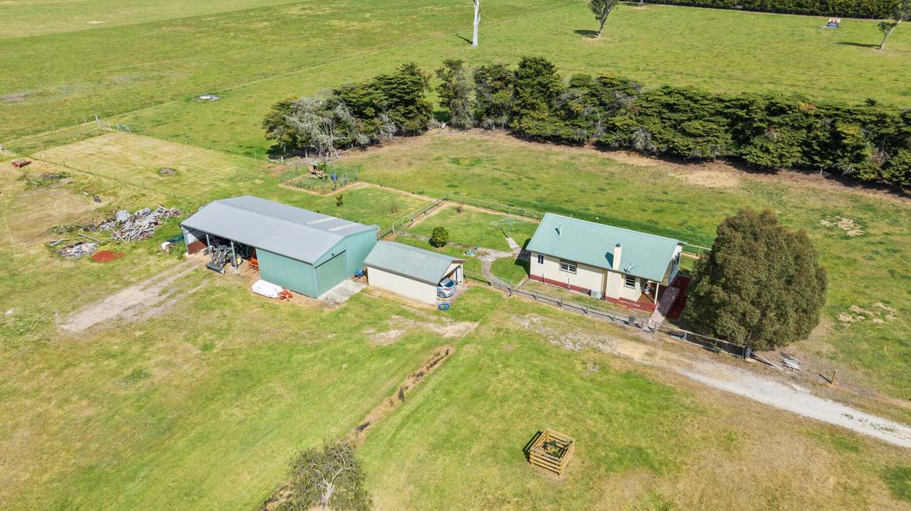 1169 Cairnbrook Road, Glengarry For Sale by Farmbuy.com - image 14