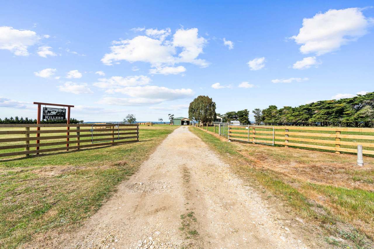 1169 Cairnbrook Road, Glengarry For Sale by Farmbuy.com - image 2
