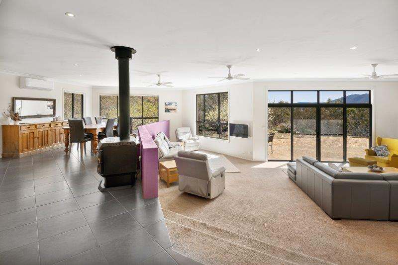 "Rockview" 671 Warrens Corner Road, Numeralla Sold by Farmbuy.com - image 8