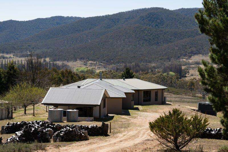 "Rockview" 671 Warrens Corner Road, Numeralla Sold by Farmbuy.com - image 3